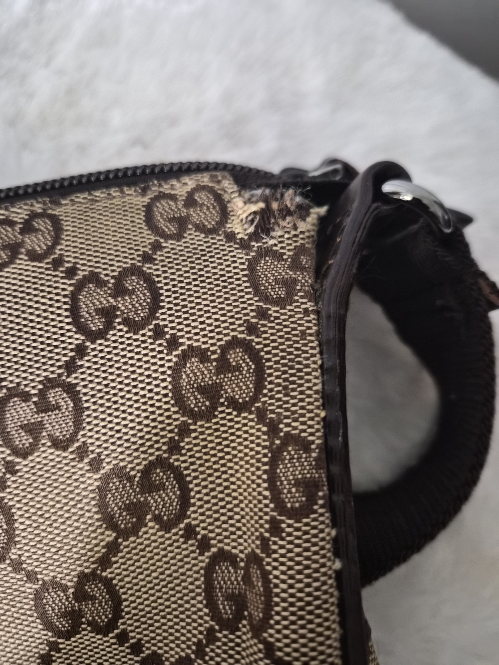 PROJECT... Gucci Beige/Brown Monogram Crossbody Bag - Picture 9 of 16